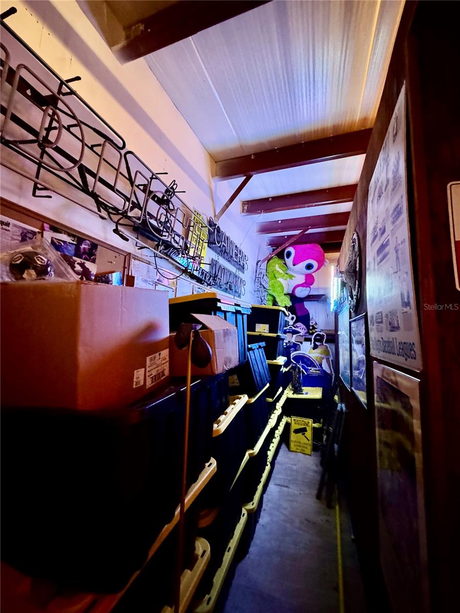 KNIGHTS TRAIL BUS SUITES BLDG B - Commercial Sale