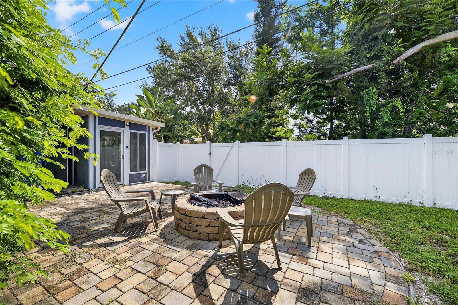 GEM VILLAGE - Residential Lease