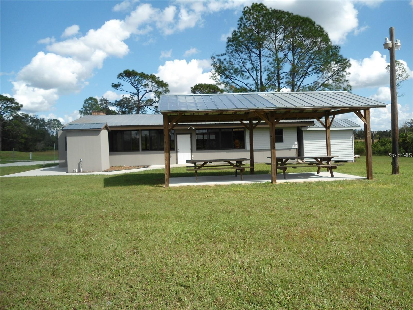 ROYAL TRAILS UNIT 01 - Land