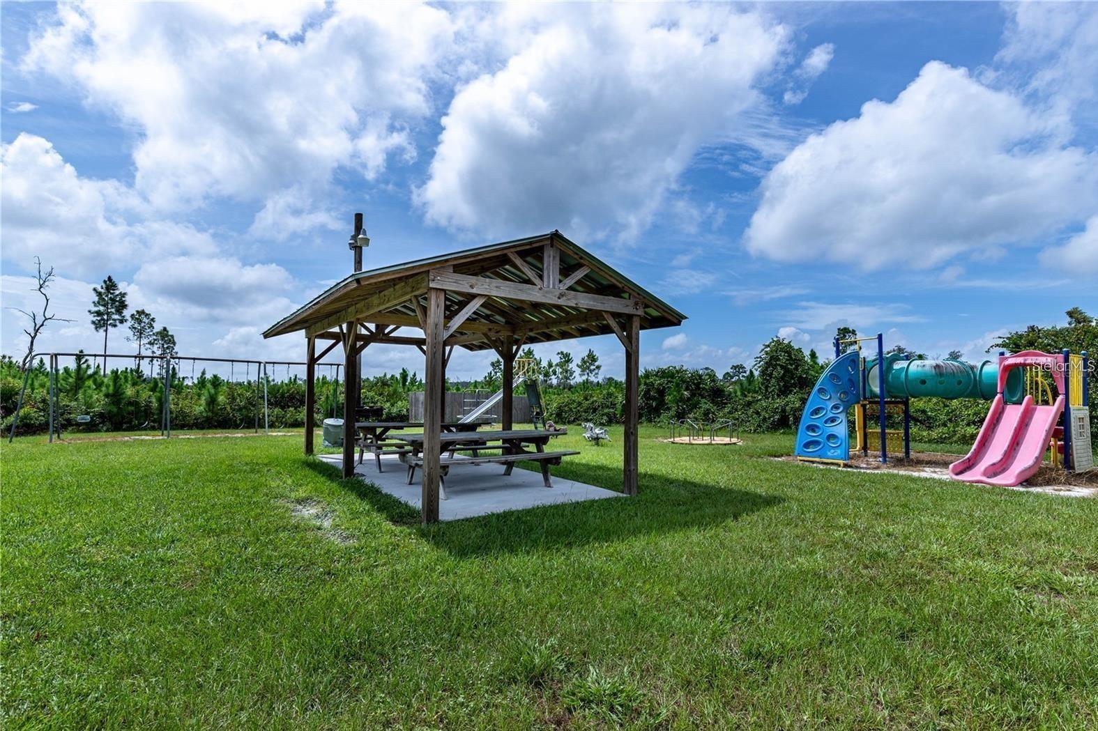 ROYAL TRAILS UNIT 01 - Land