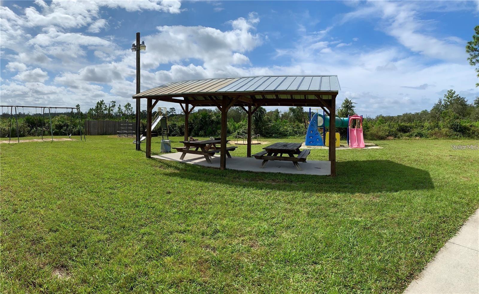 ROYAL TRAILS UNIT 01 - Land