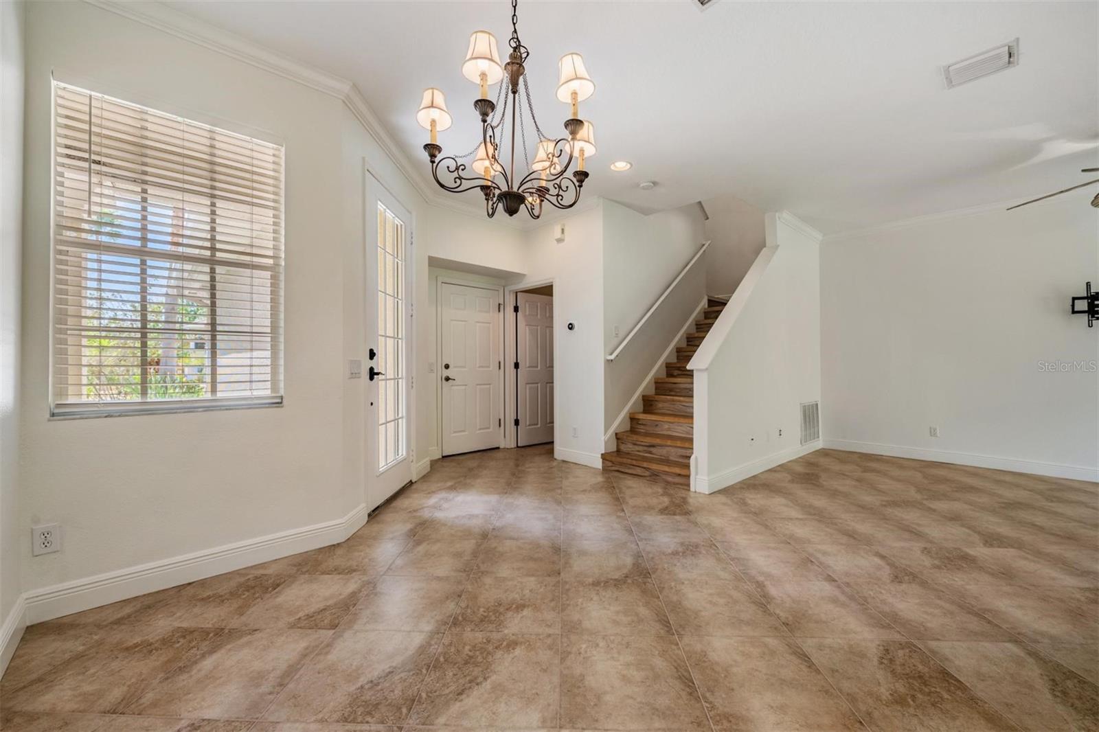 PROVENCE TWNHMS AT WATERCHASE - Residential