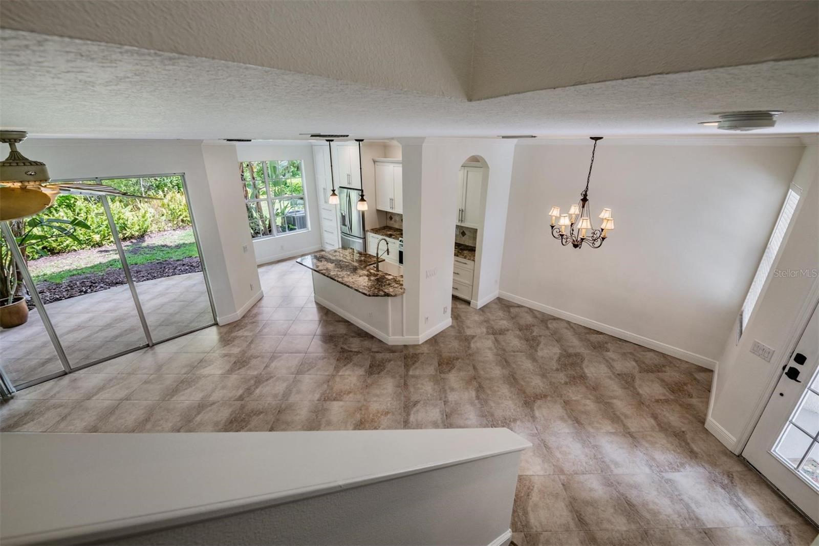 PROVENCE TWNHMS AT WATERCHASE - Residential