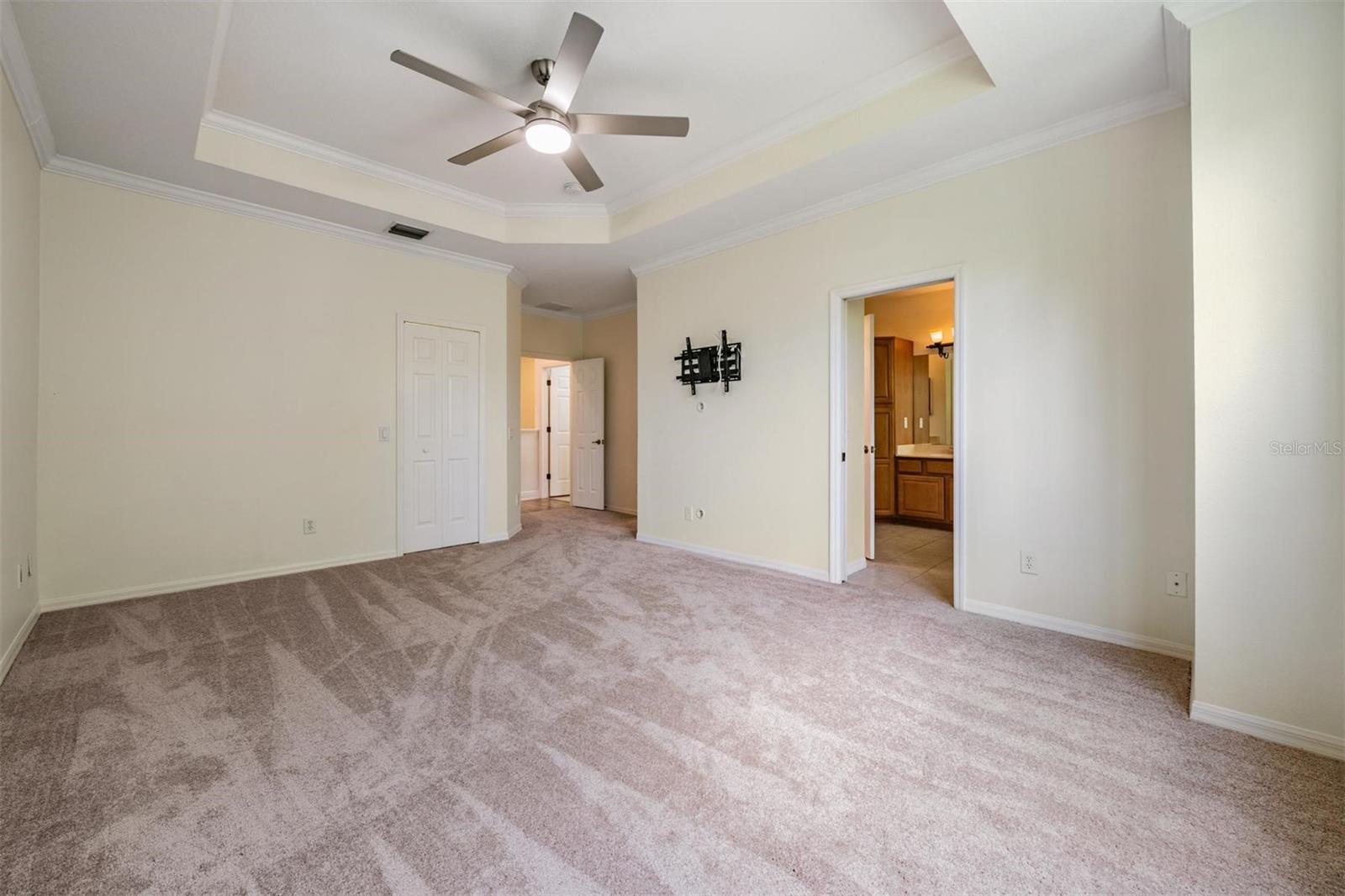 PROVENCE TWNHMS AT WATERCHASE - Residential