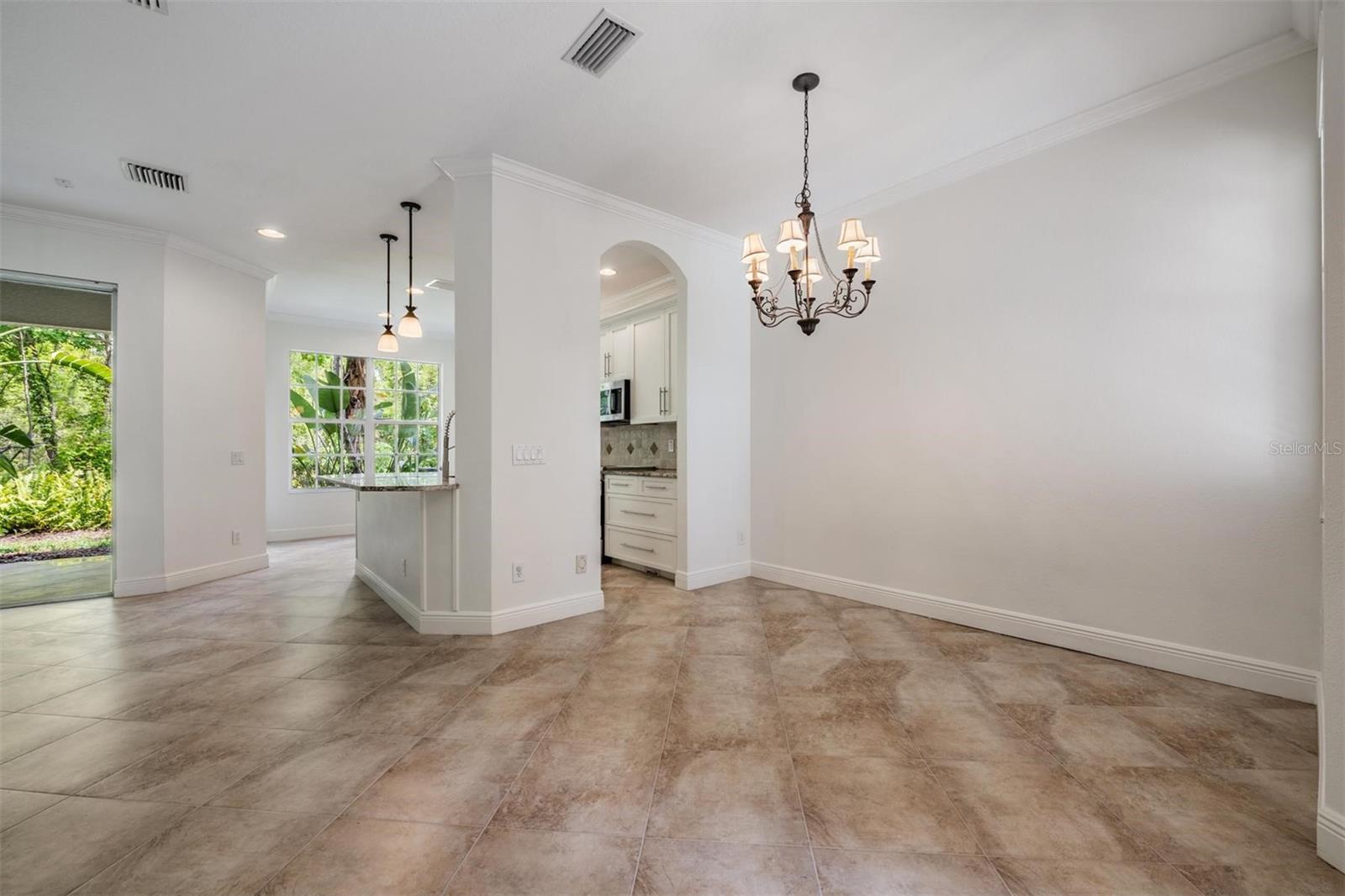 PROVENCE TWNHMS AT WATERCHASE - Residential