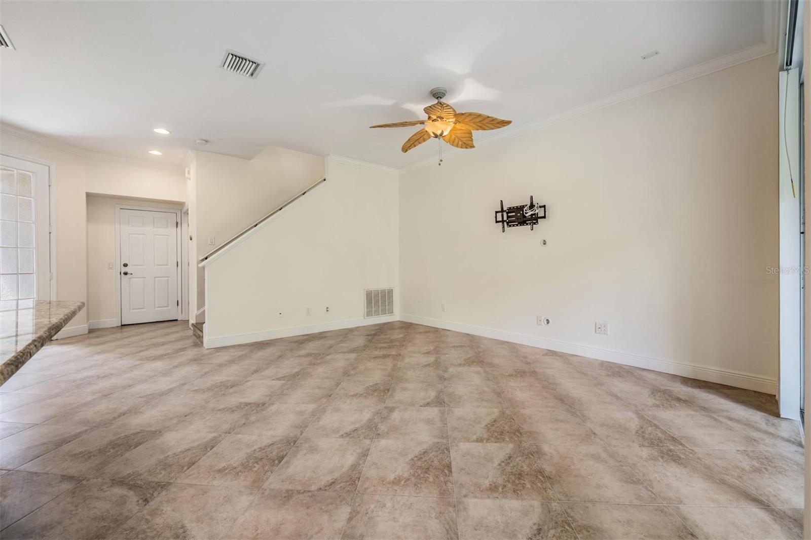 PROVENCE TWNHMS AT WATERCHASE - Residential