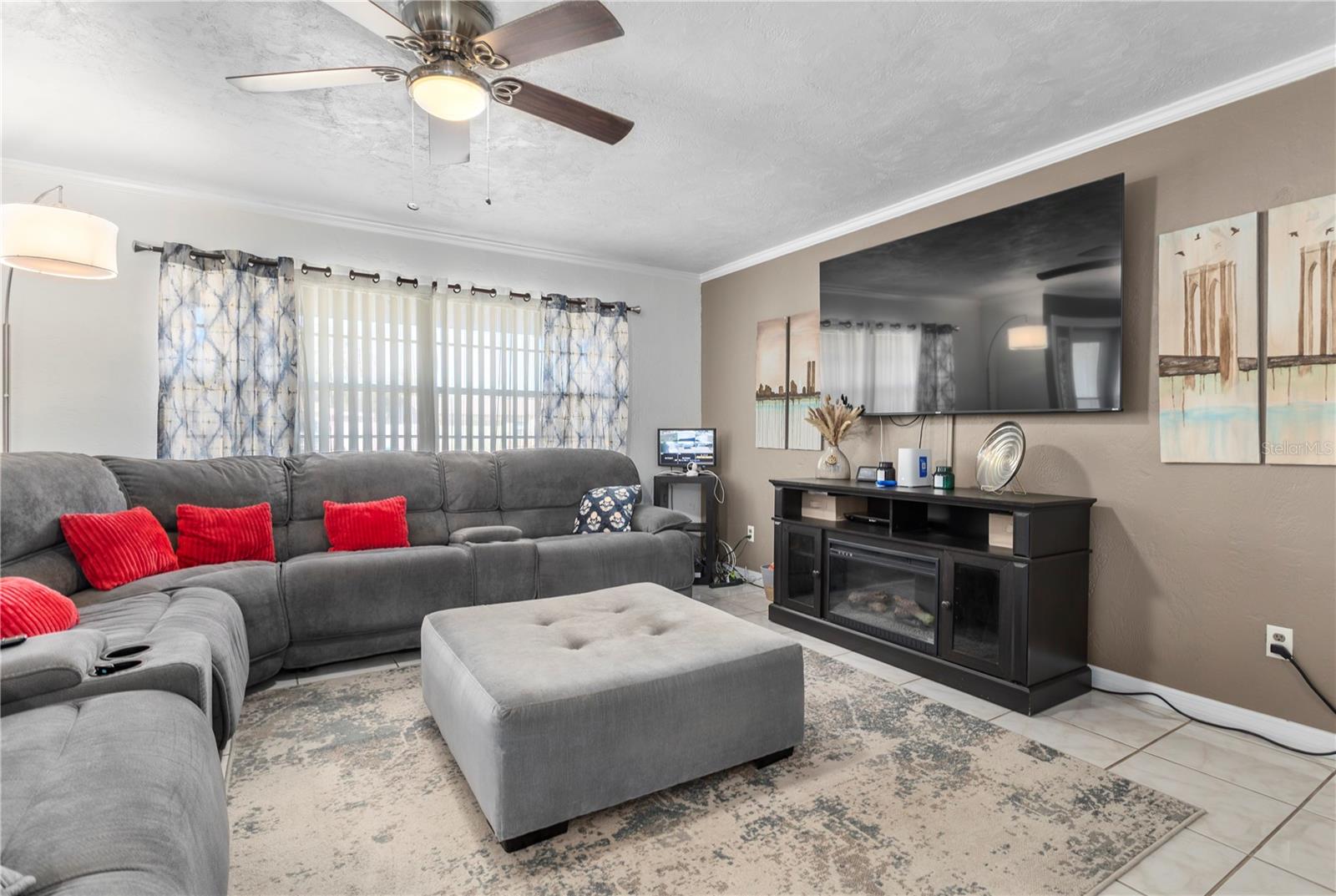 DELTONA LAKES UNIT 07 - Residential