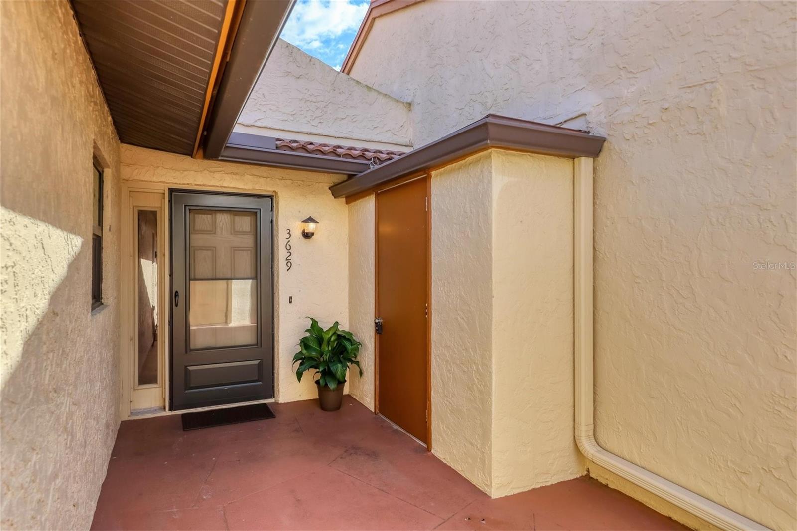 BRIARFIELD - Residential