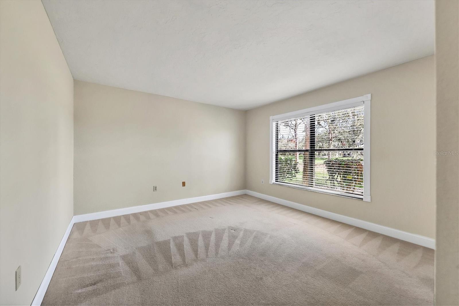 BRIARFIELD - Residential