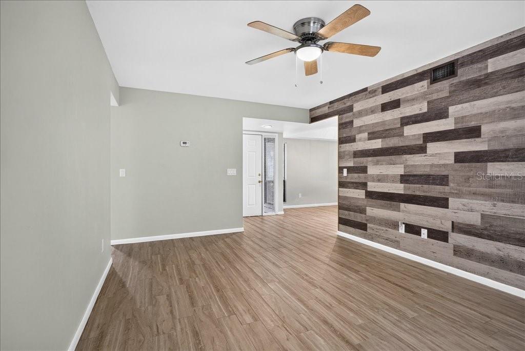 15 SHERBURY COURT