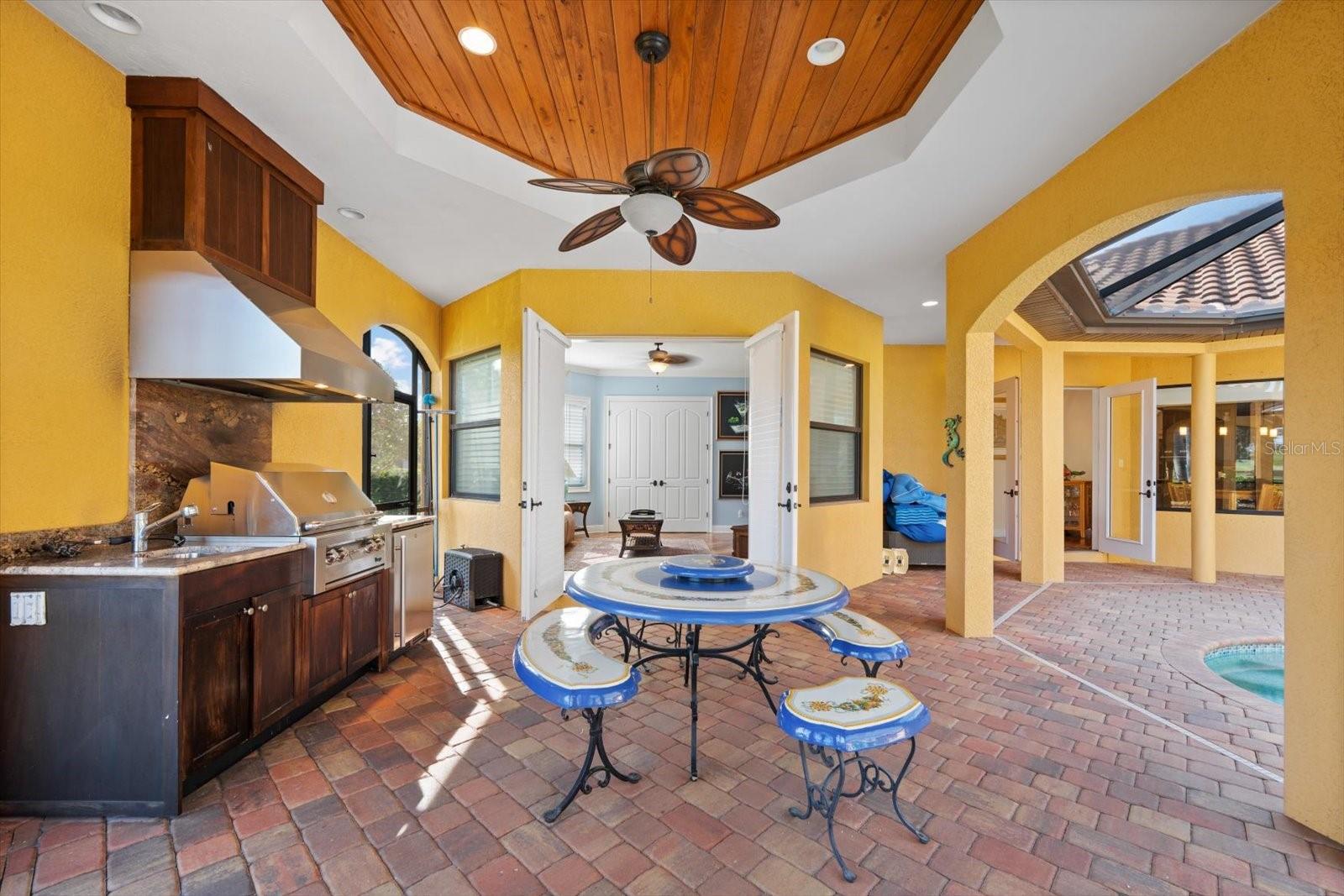 COUNTRY CLUB EAST AT LAKEWD RNCH PP - Residential