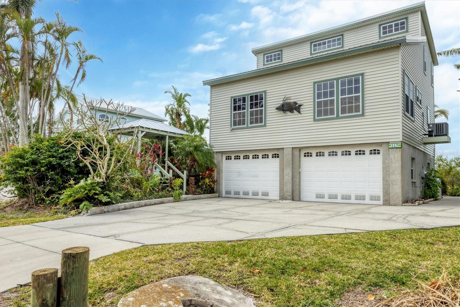 115 BURNS ROAD