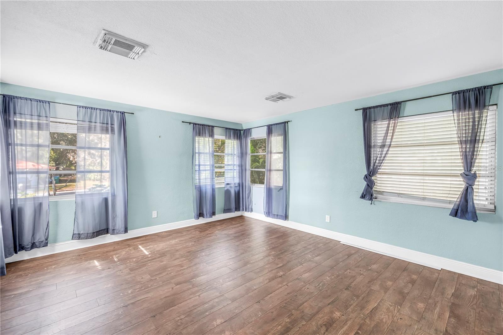 OAK ACRES UNIT 03 - Residential