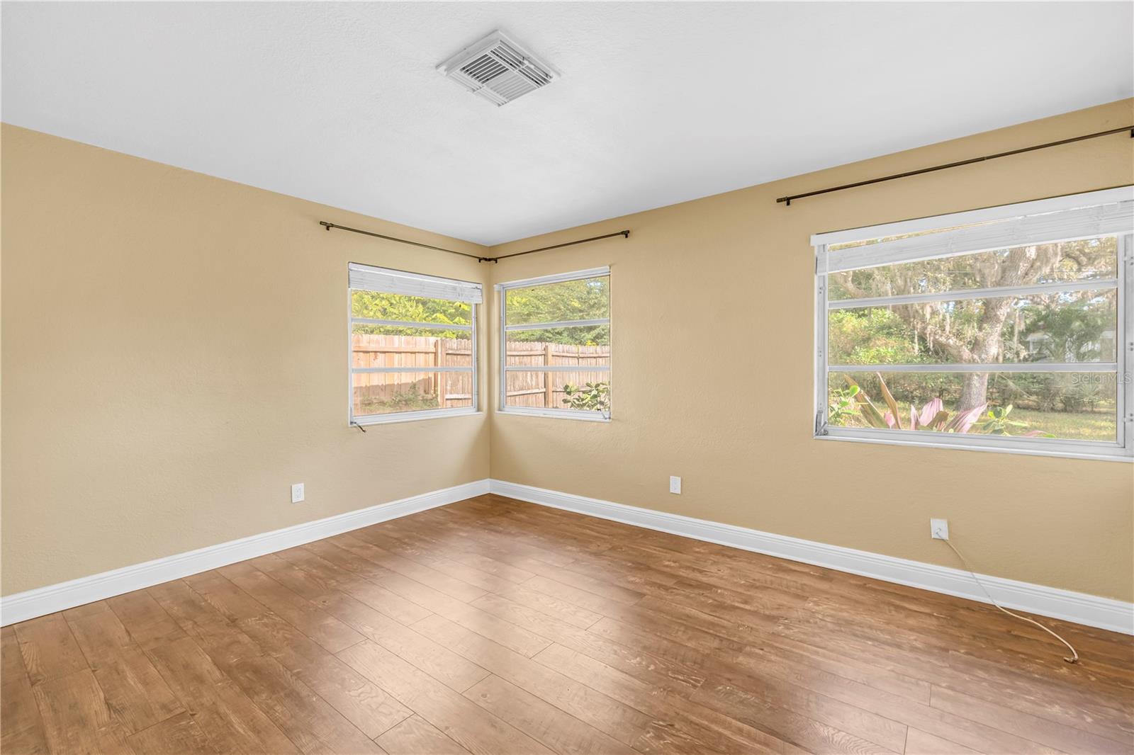 OAK ACRES UNIT 03 - Residential