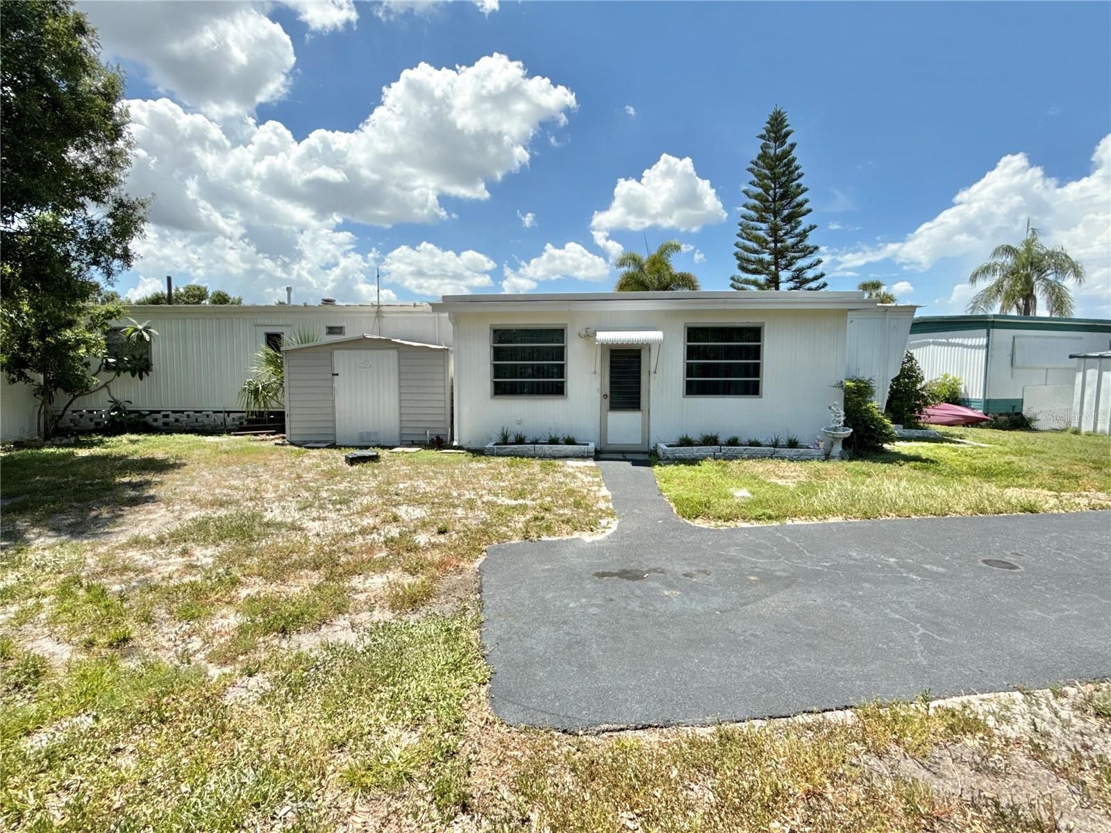 232 MOUNT CURVE AVENUE NE 1