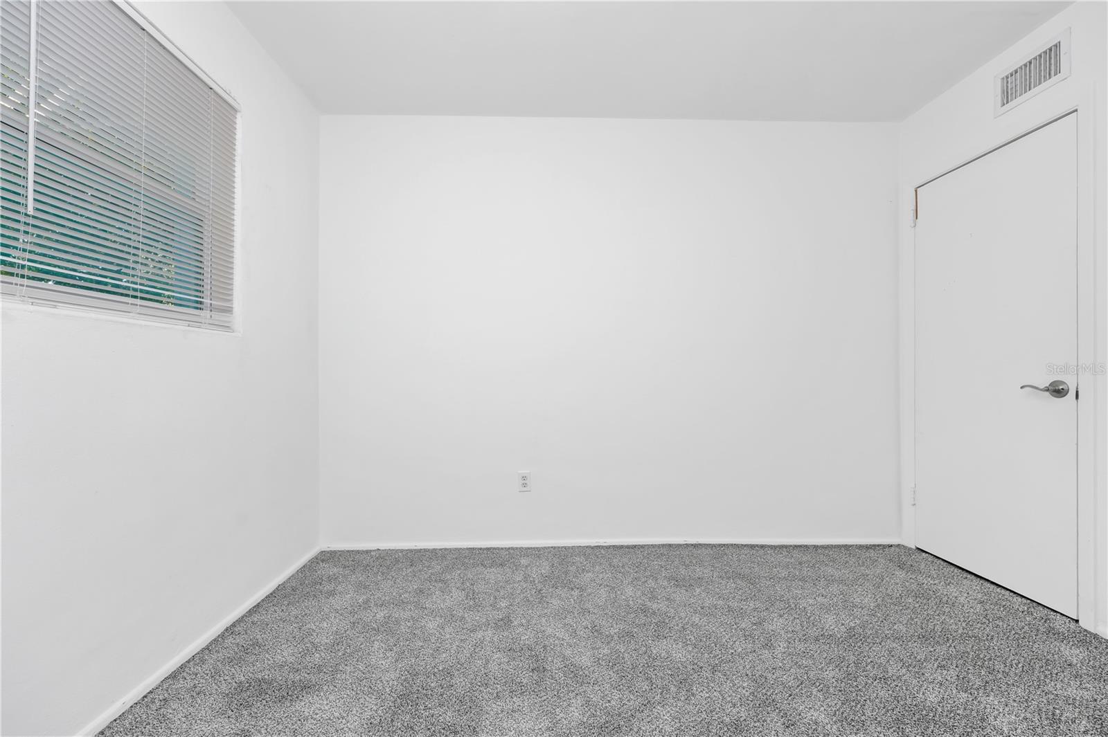 ENGELWOOD PARK - Residential