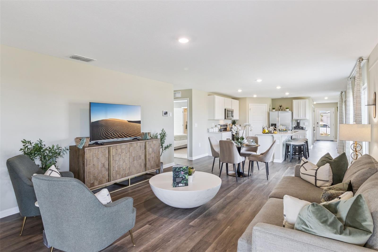 HARMONY ON LAKE ELOISE PHASE 4 - Residential