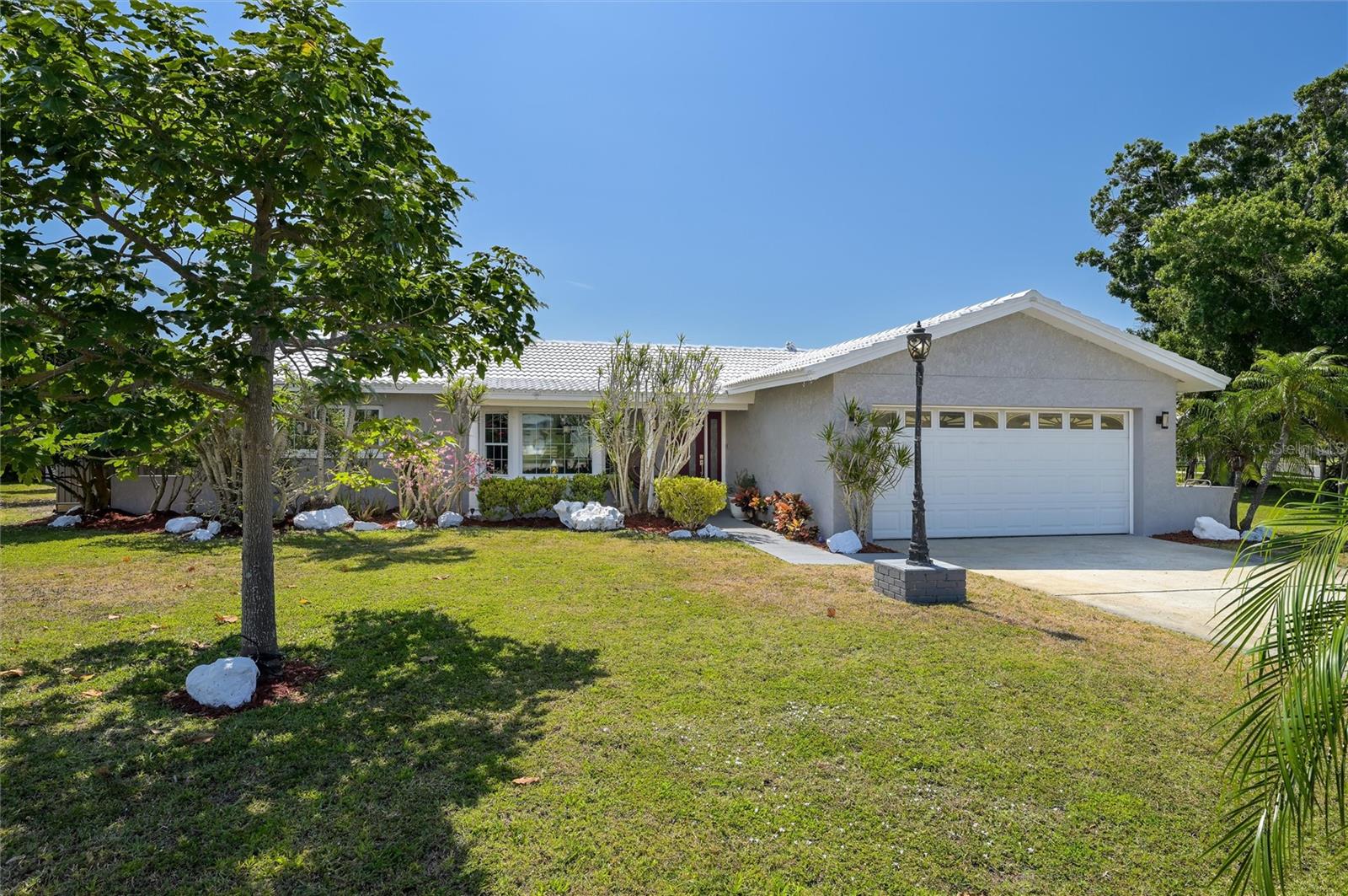 CAPRI ISLE SUB - Residential