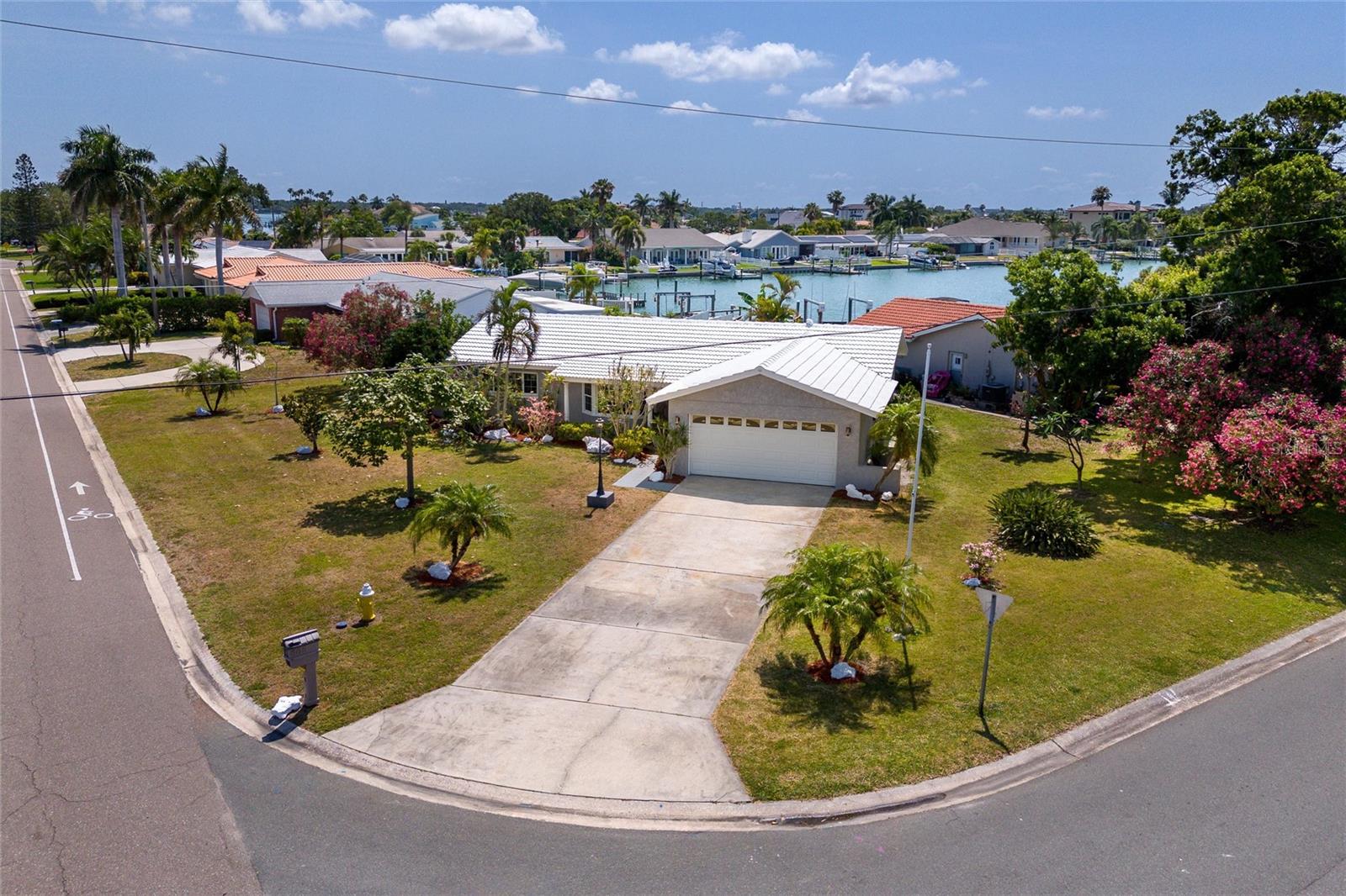 CAPRI ISLE SUB - Residential