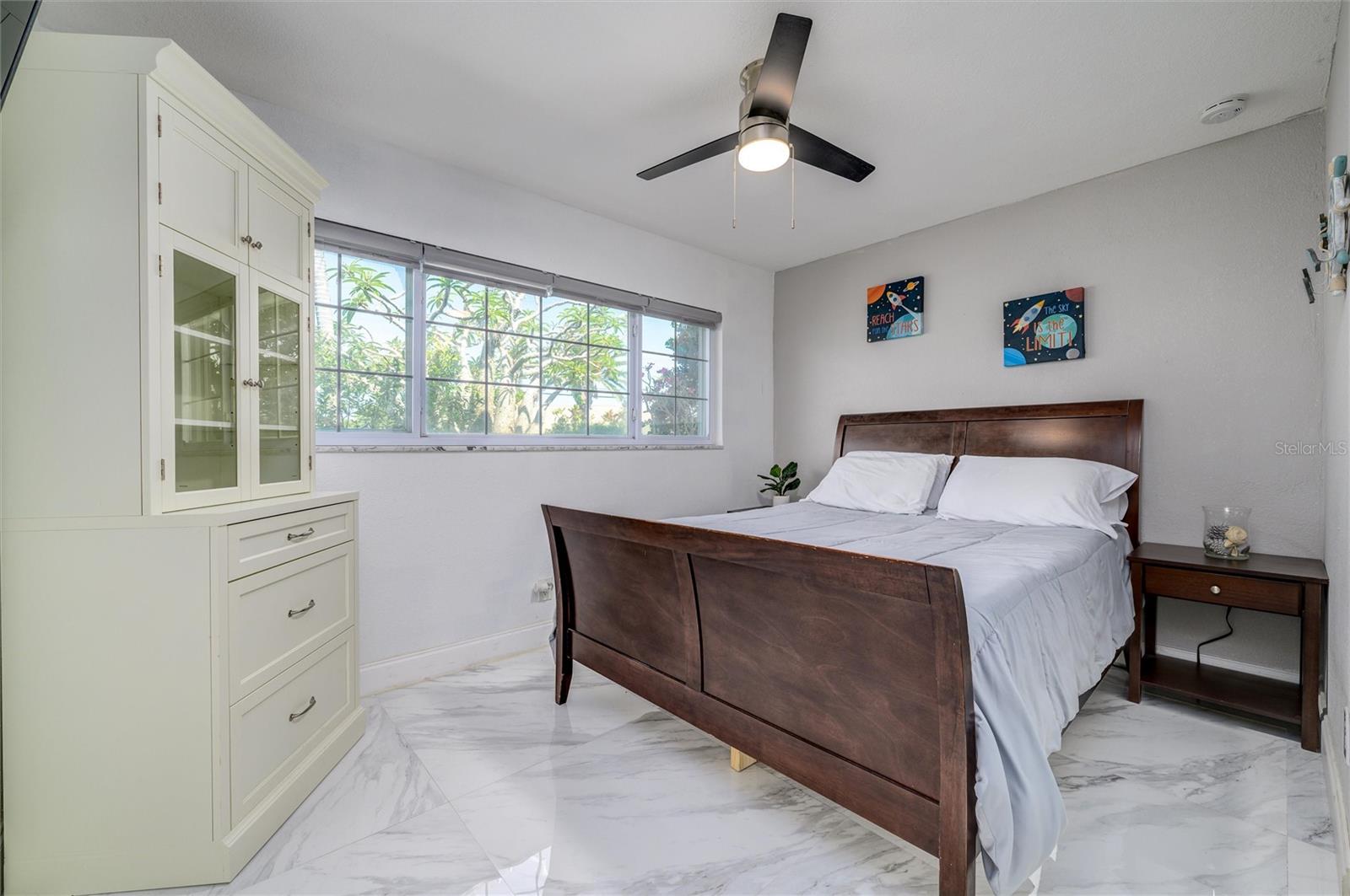 CAPRI ISLE SUB - Residential