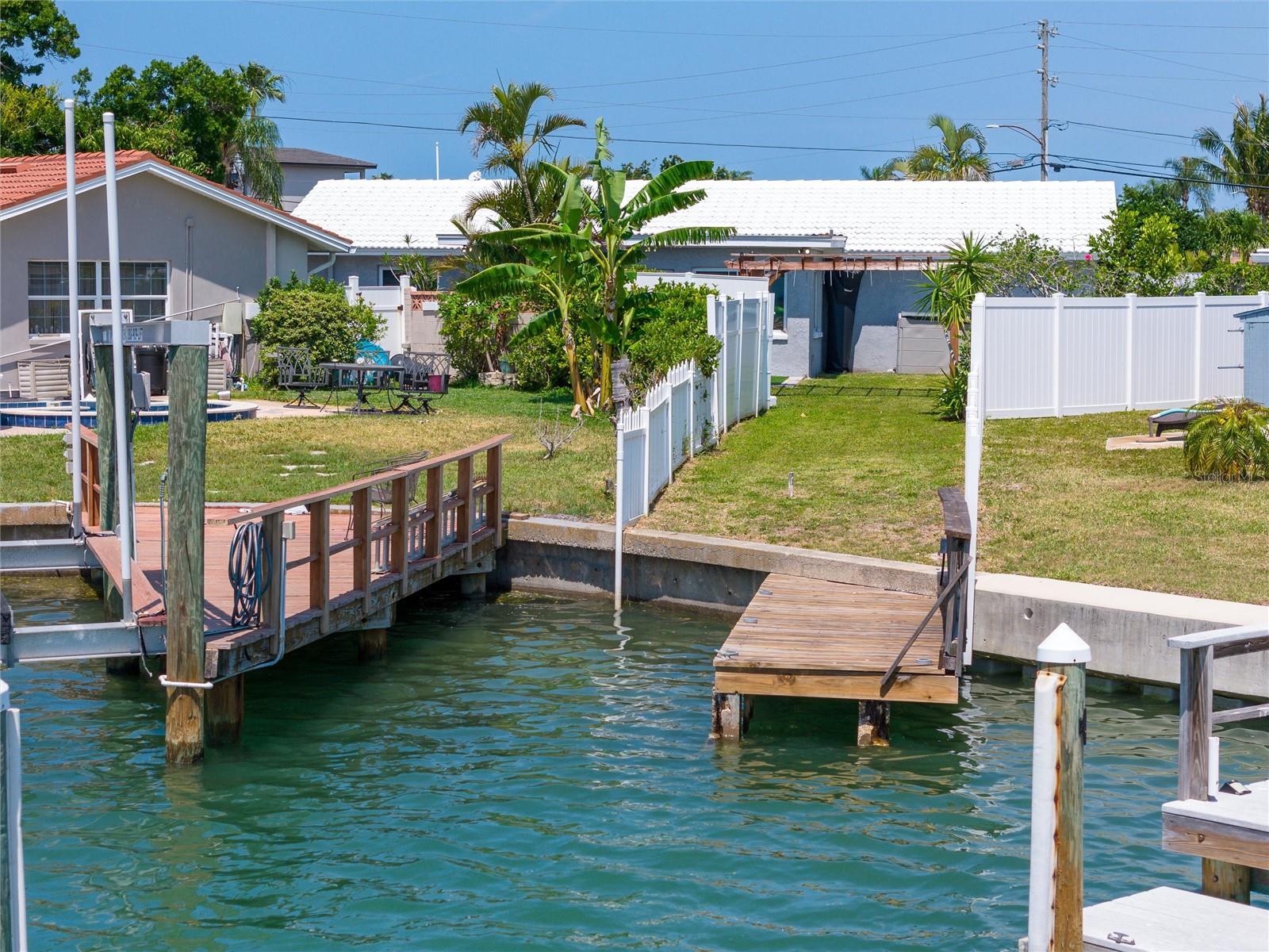 CAPRI ISLE SUB - Residential