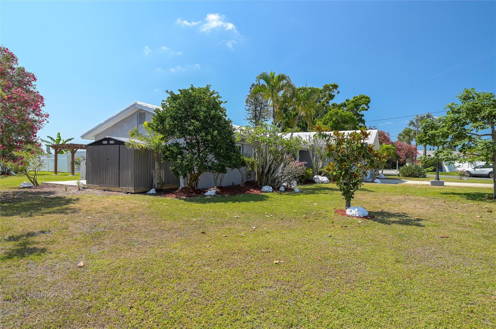 CAPRI ISLE SUB - Residential