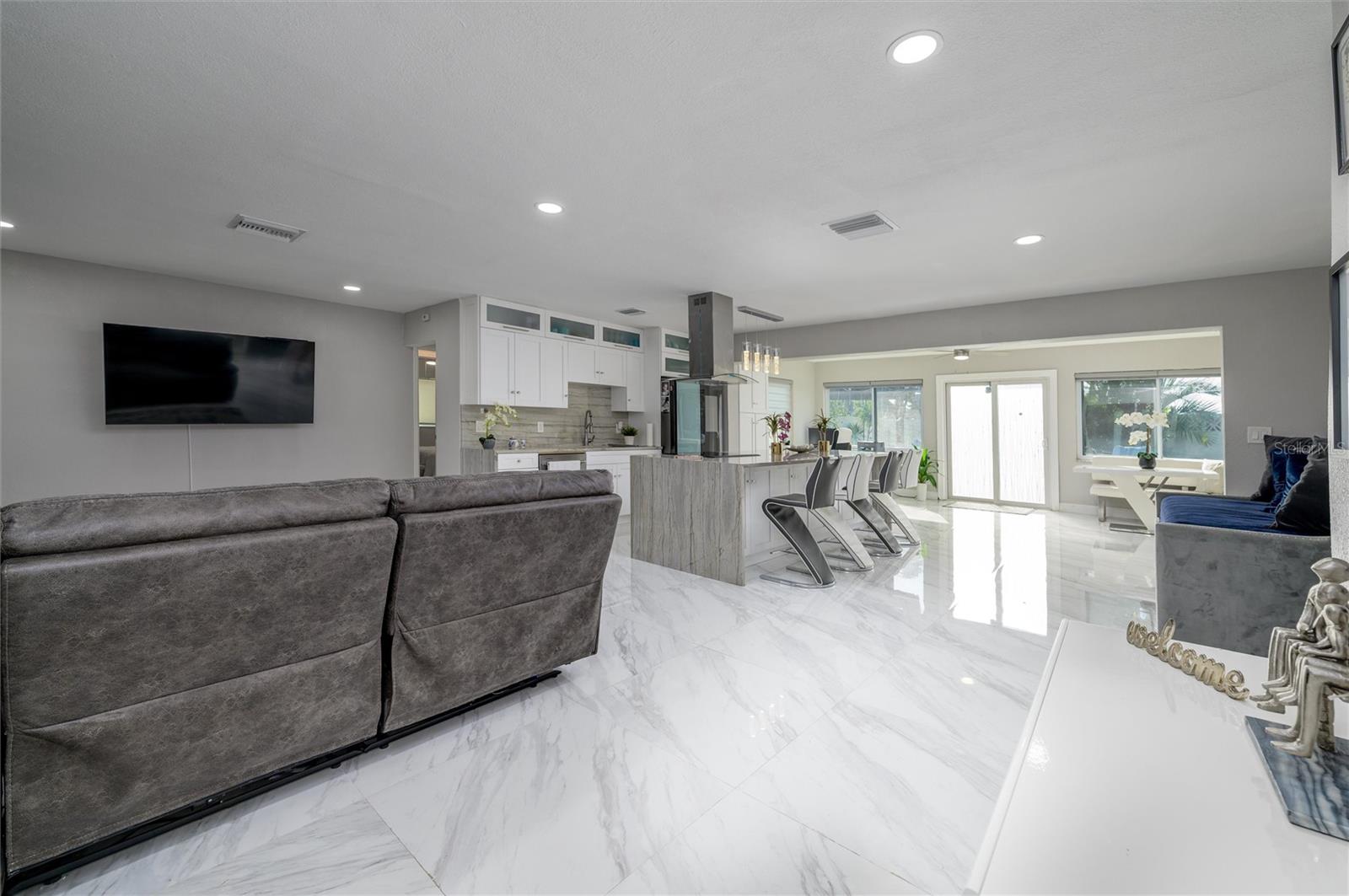 CAPRI ISLE SUB - Residential
