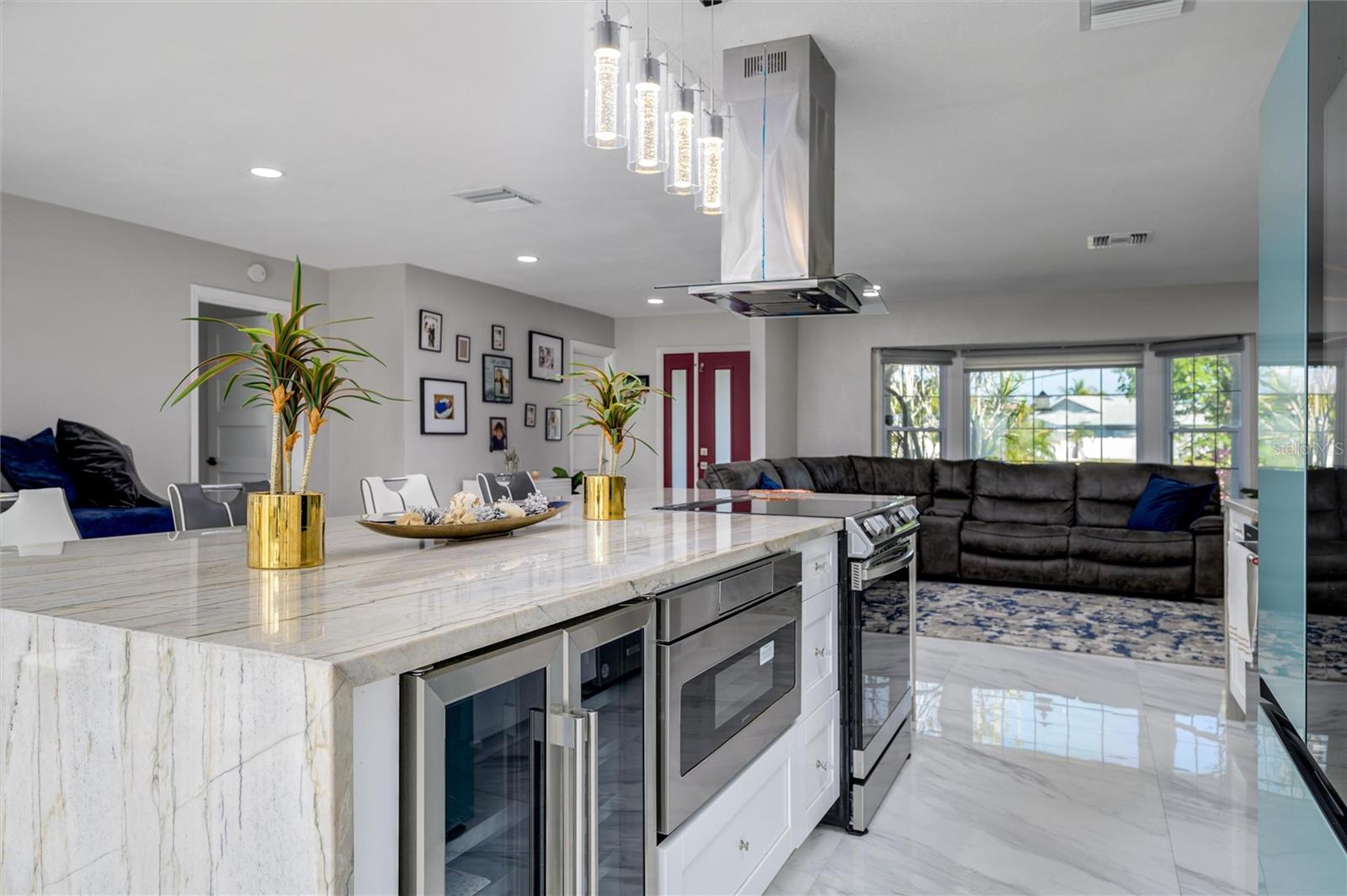 CAPRI ISLE SUB - Residential