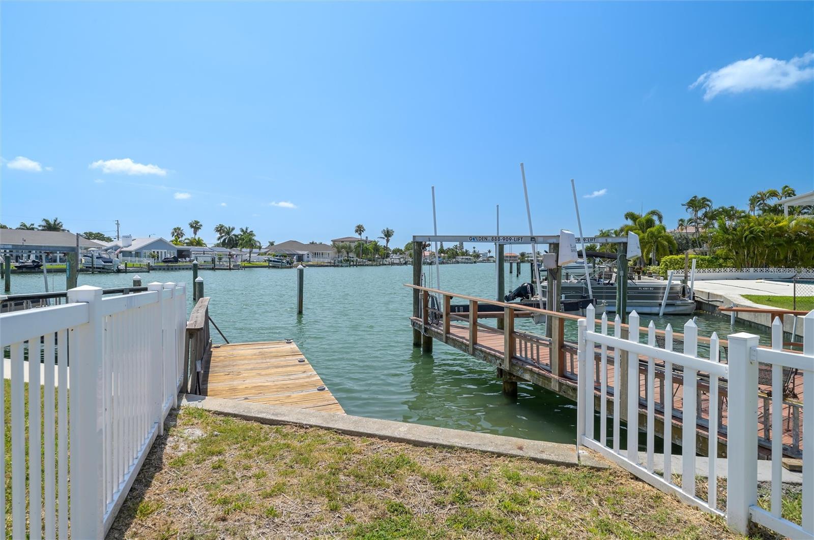 CAPRI ISLE SUB - Residential