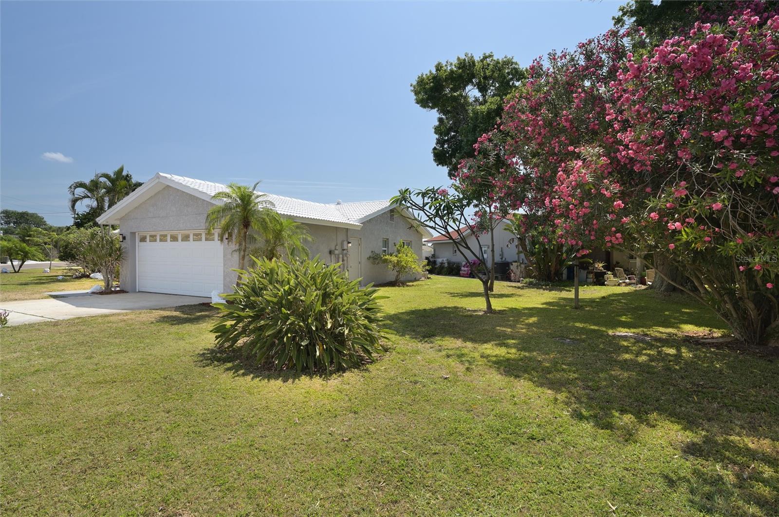 CAPRI ISLE SUB - Residential