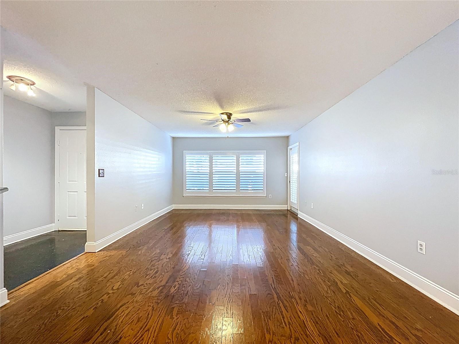 810 ISLAND WALK DRIVE 810