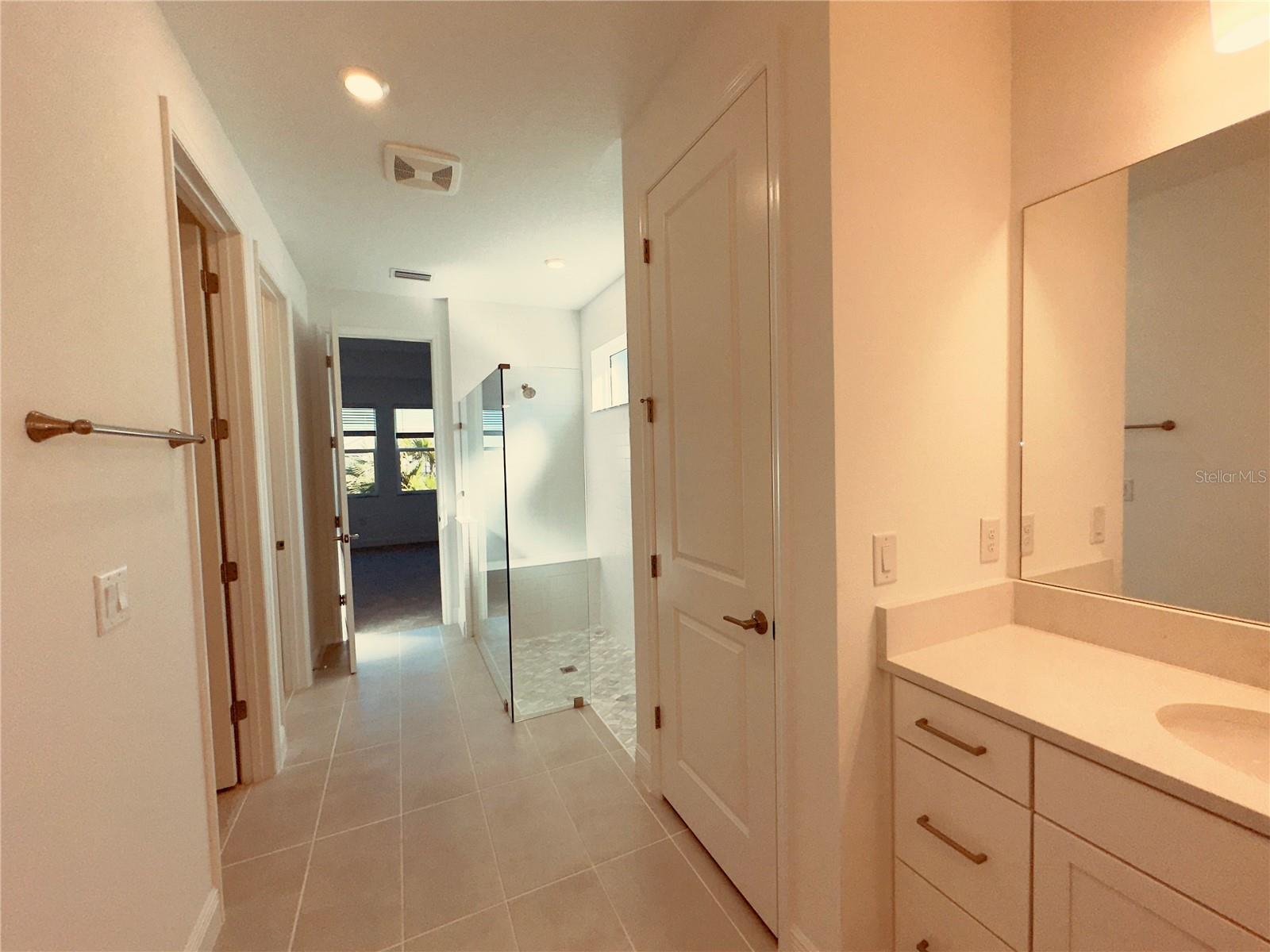 SWEETWATER - Residential Lease