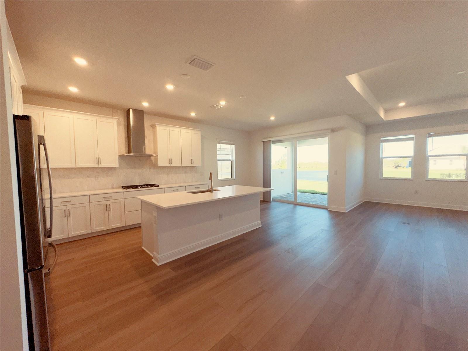SWEETWATER - Residential Lease
