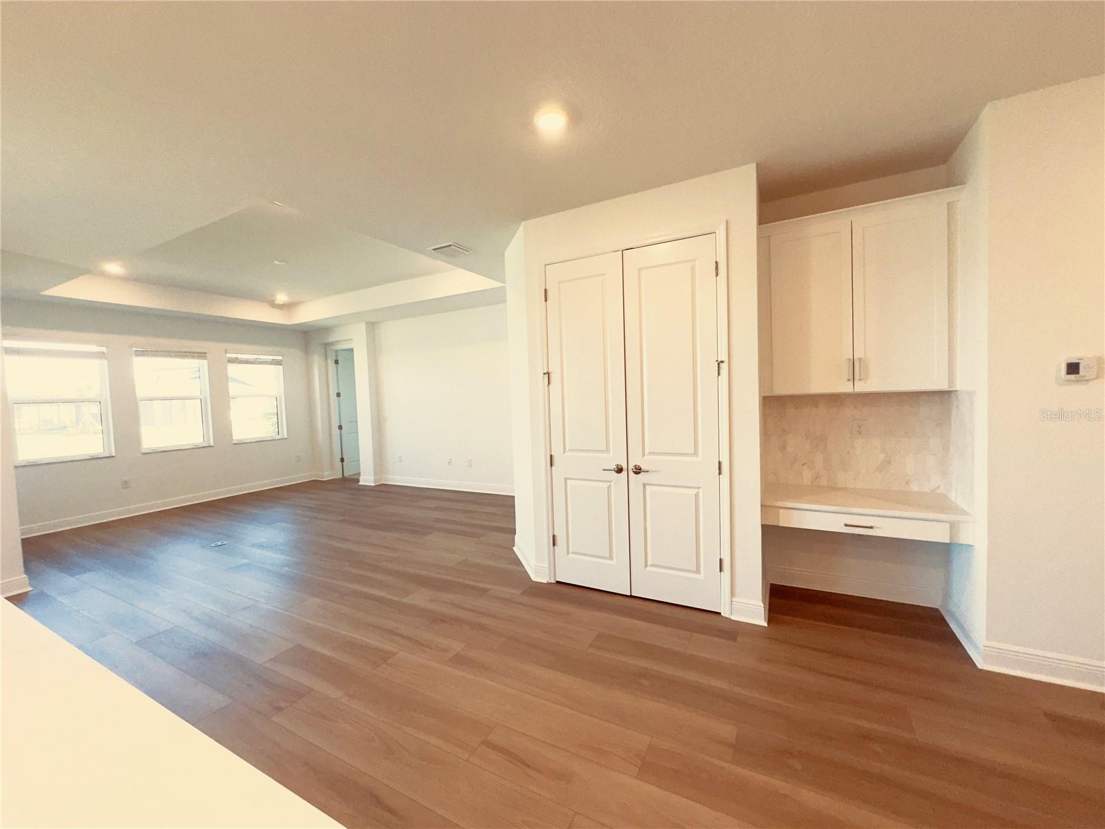 SWEETWATER - Residential Lease