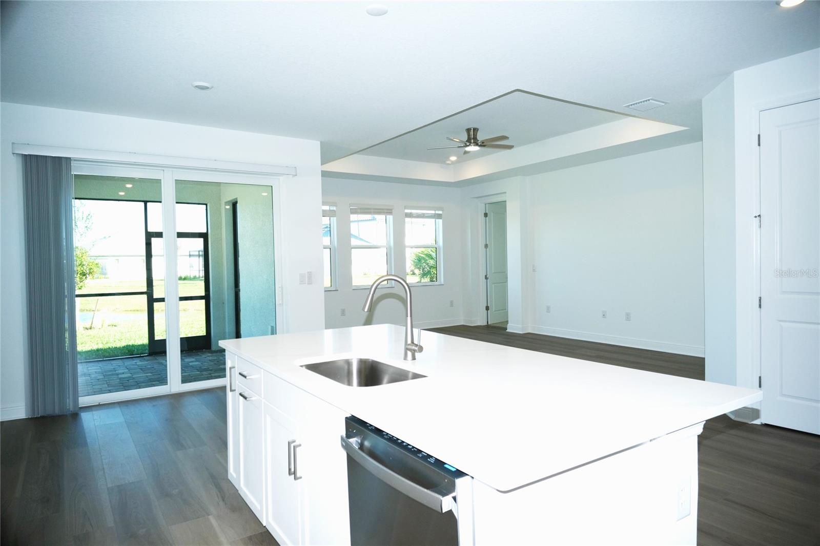 SWEETWATER AT LAKEWOOD RANCH - Residential Lease