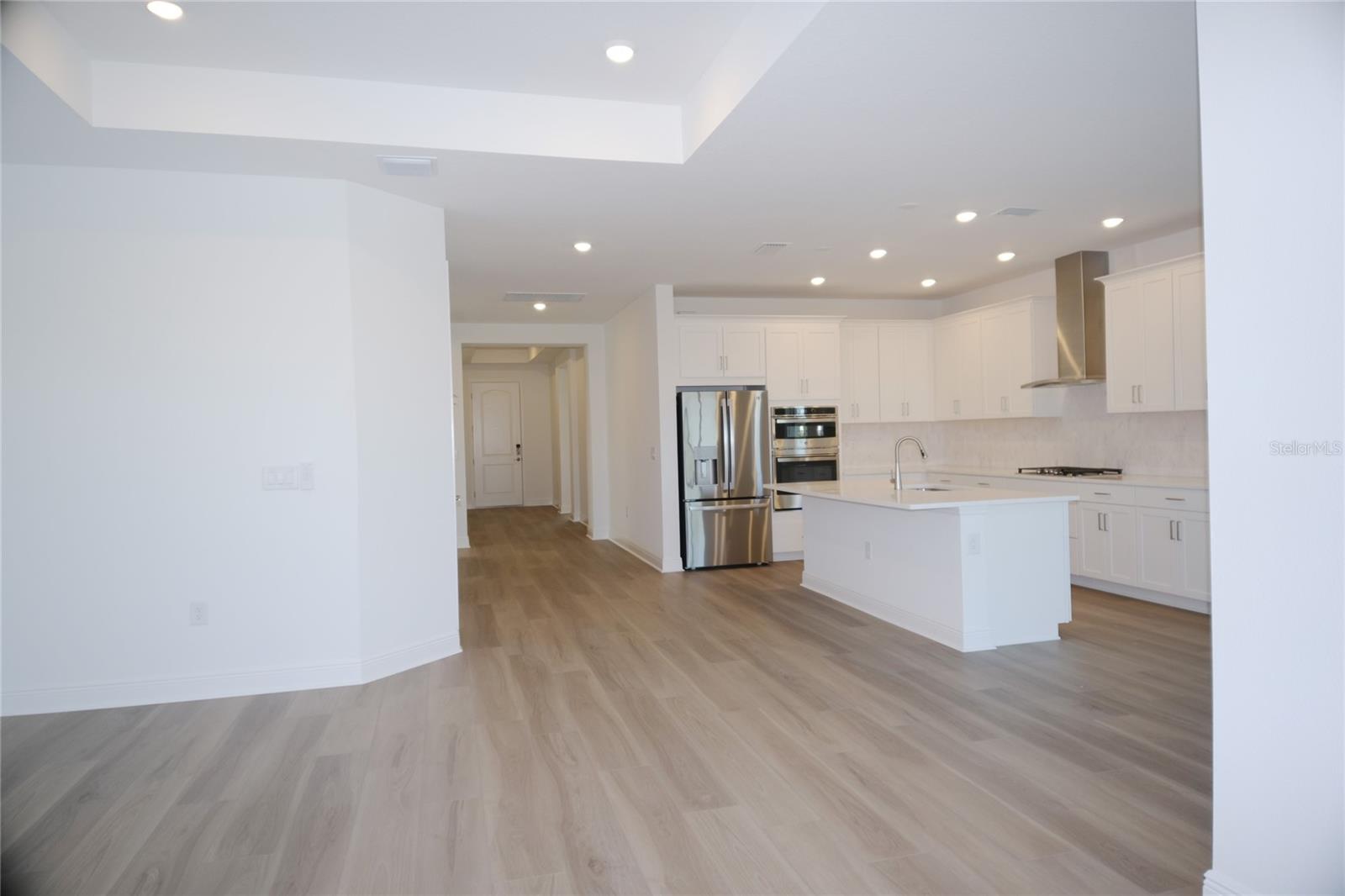 SWEETWATER AT LAKEWOOD RANCH - Residential Lease