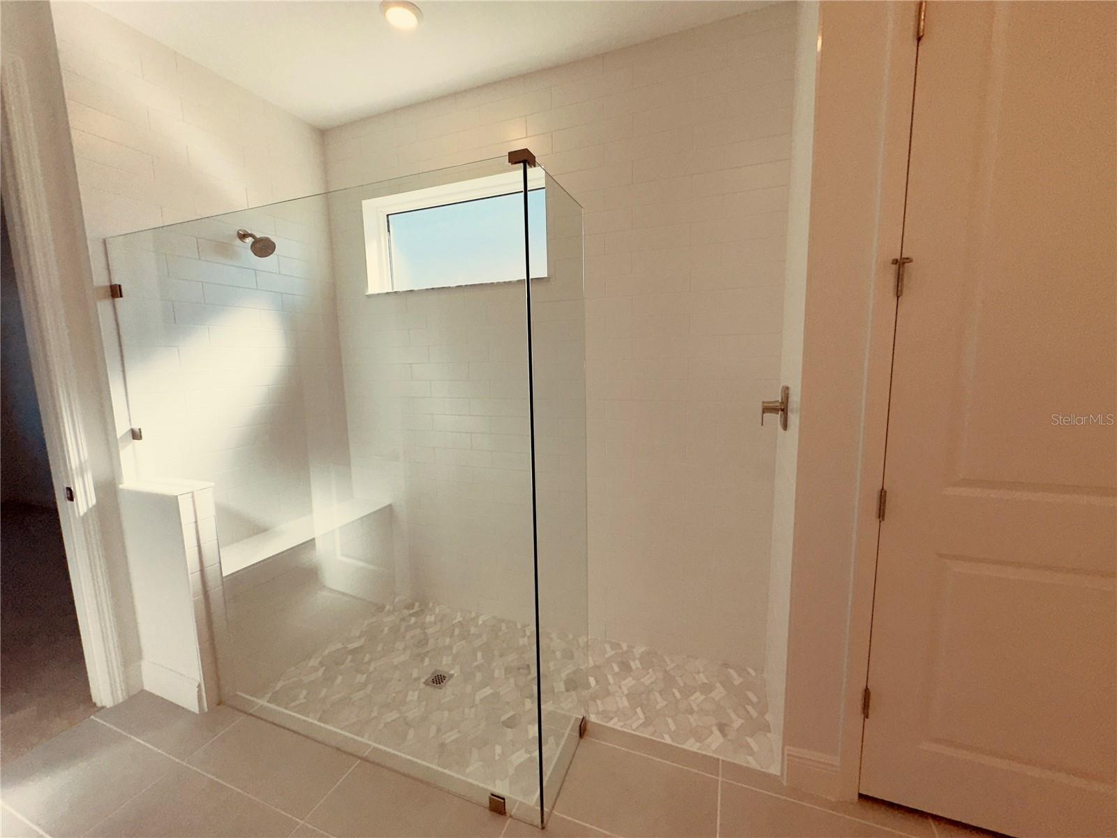 SWEETWATER - Residential Lease