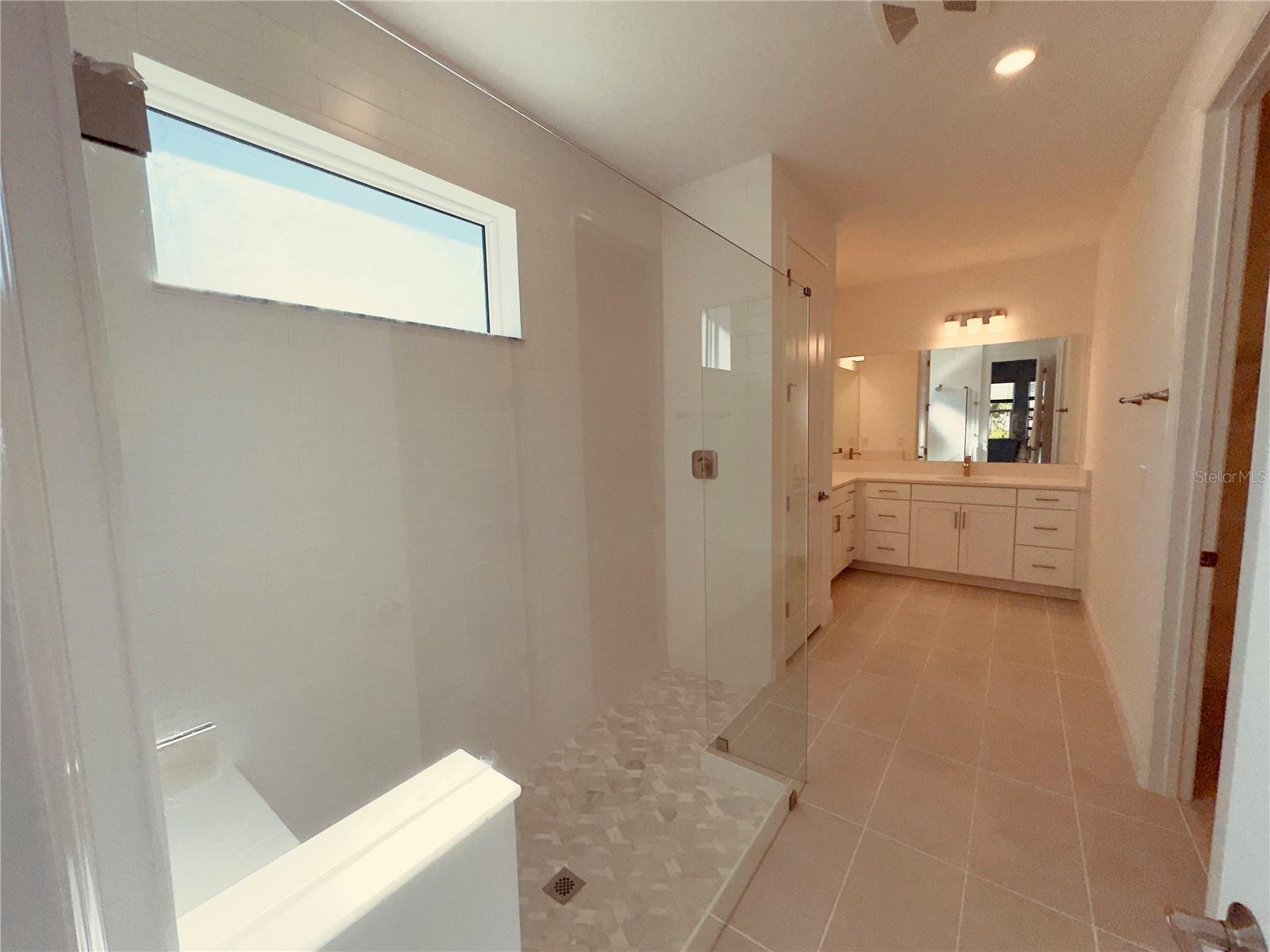 SWEETWATER - Residential Lease
