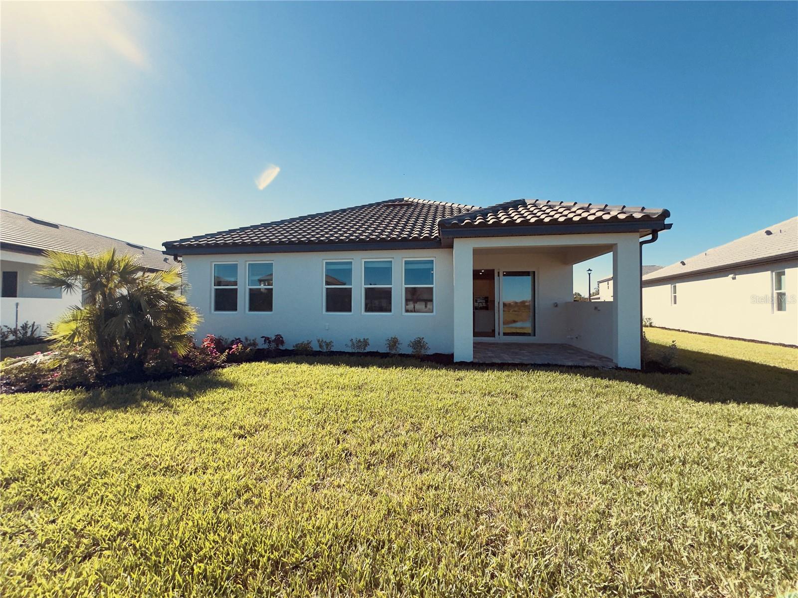 SWEETWATER - Residential Lease