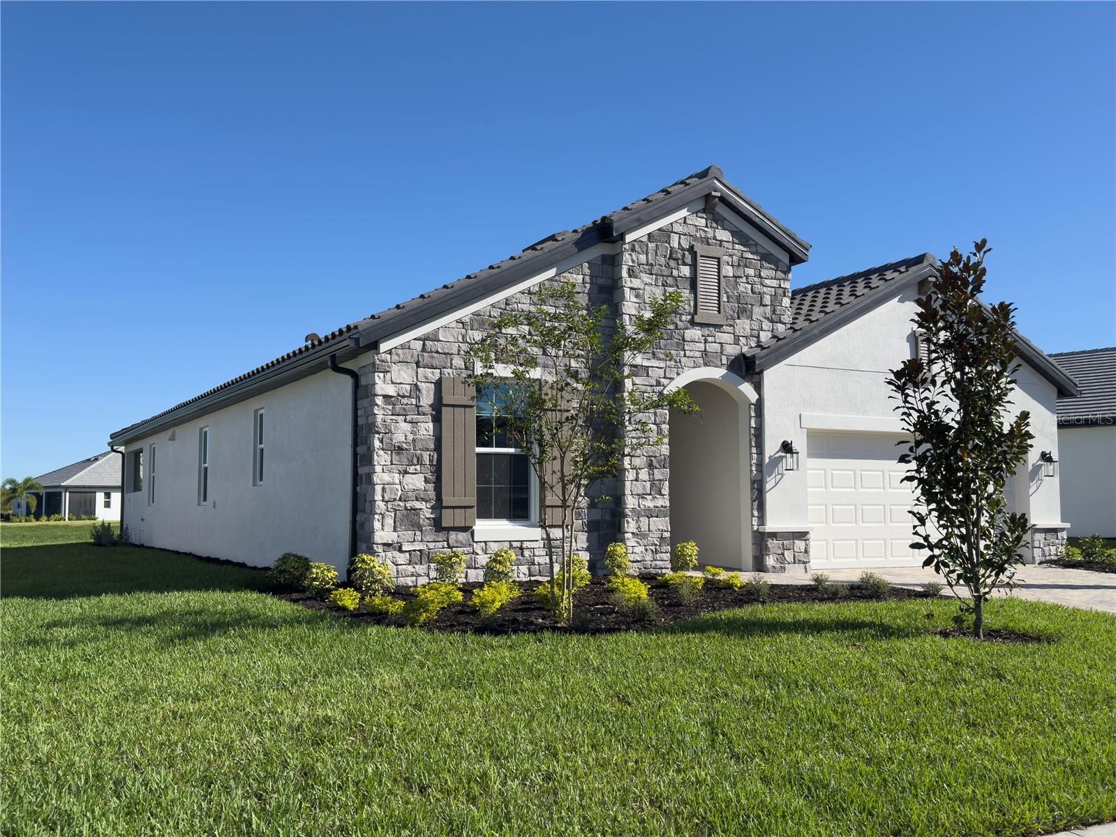 SWEETWATER - Residential Lease