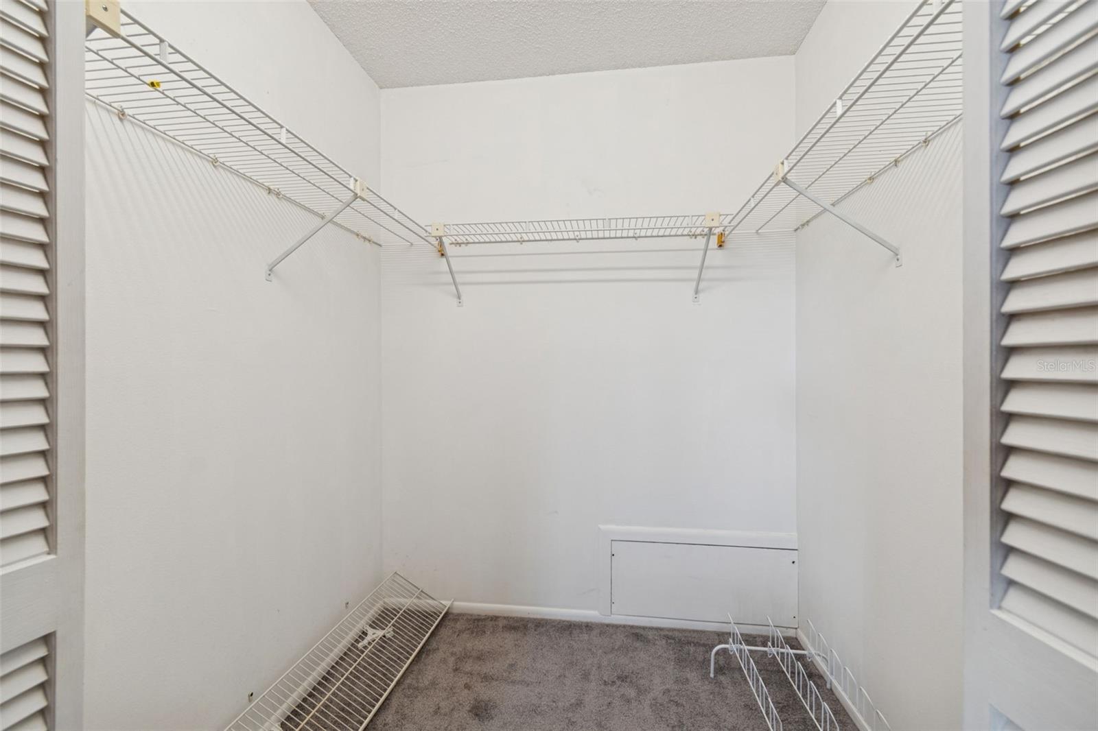 BEACON WOODS - Residential