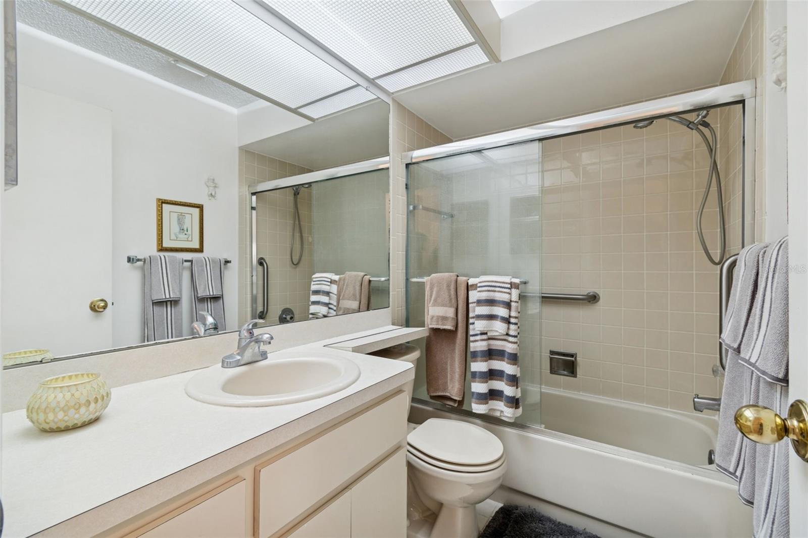 BEACON WOODS - Residential