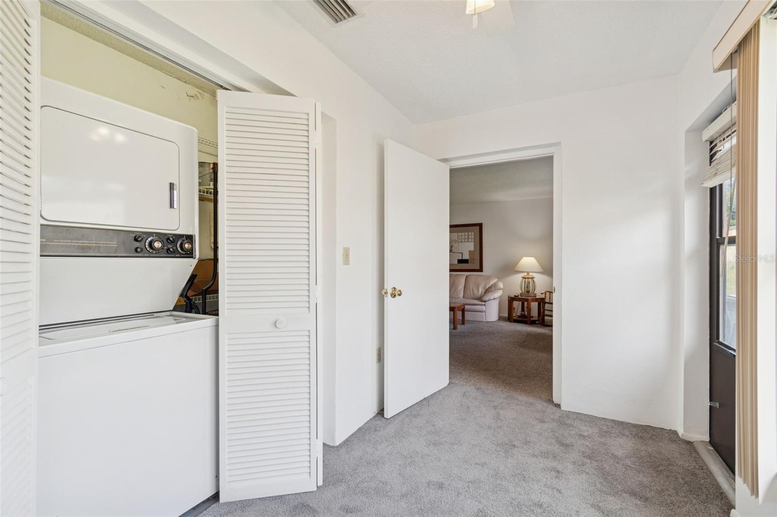 BEACON WOODS - Residential