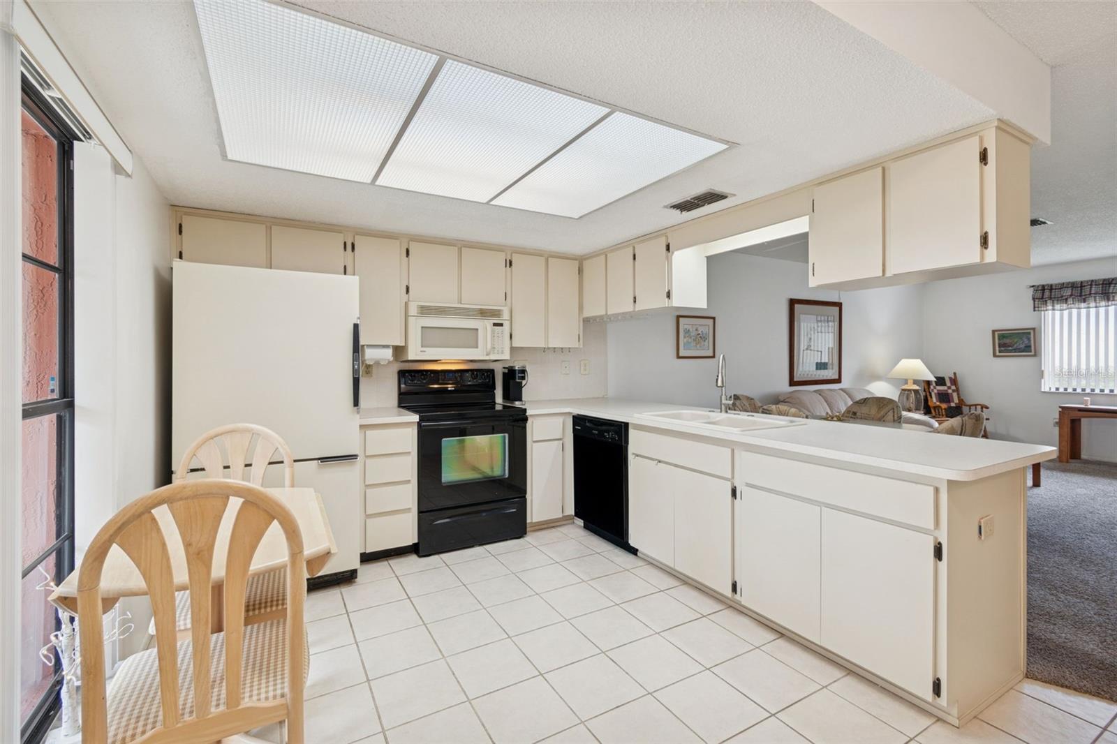 BEACON WOODS - Residential