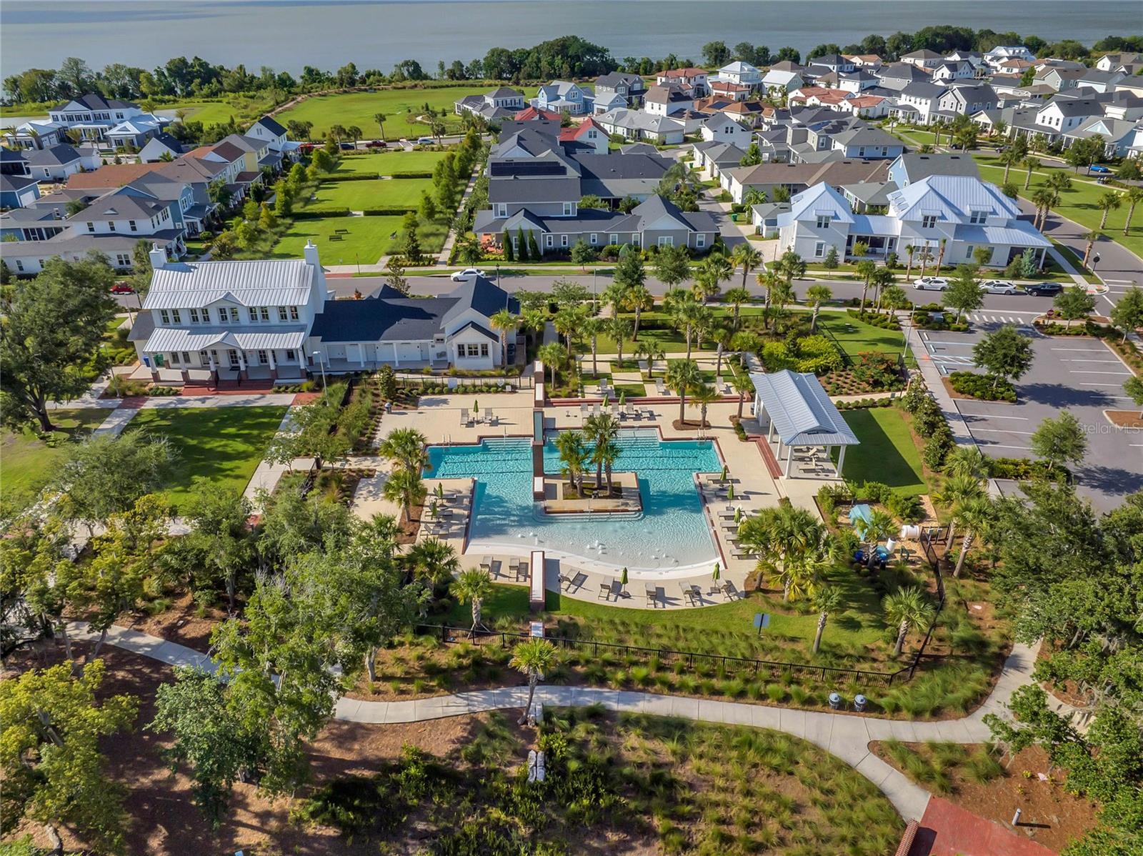 OAKLAND PARK - Residential