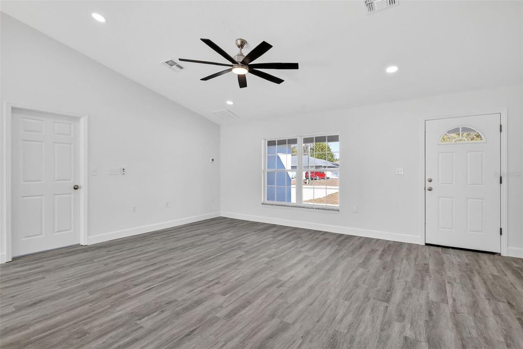 Photo of 6052 SW 209th Avenue, Dunnellon, FL 34431 (MLS # OM720865)