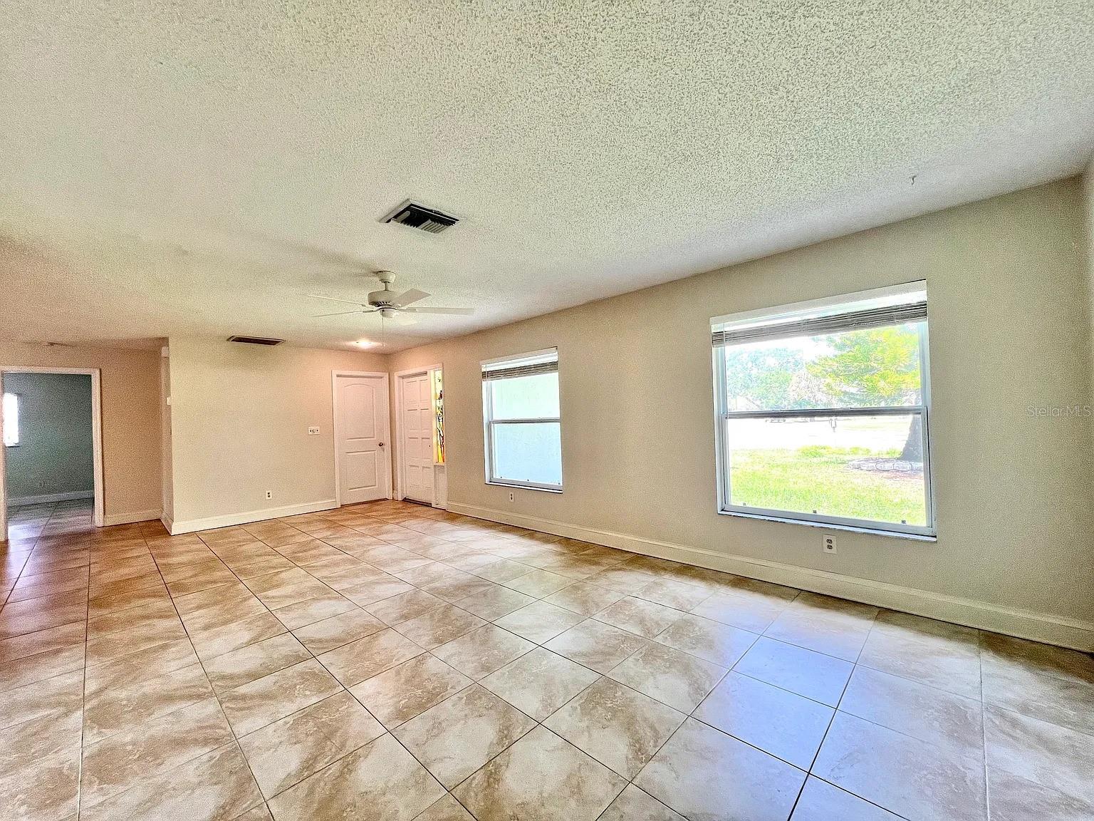 105 N BAY HILLS BOULEVARD