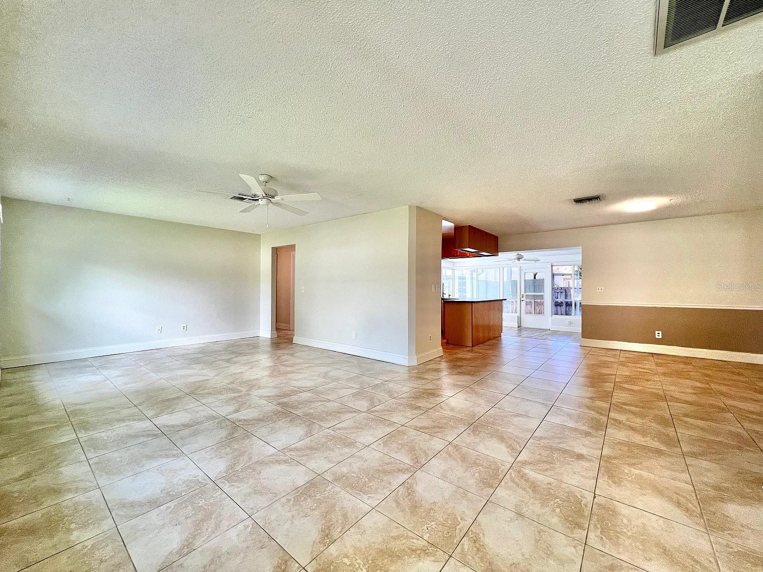 105 N BAY HILLS BOULEVARD