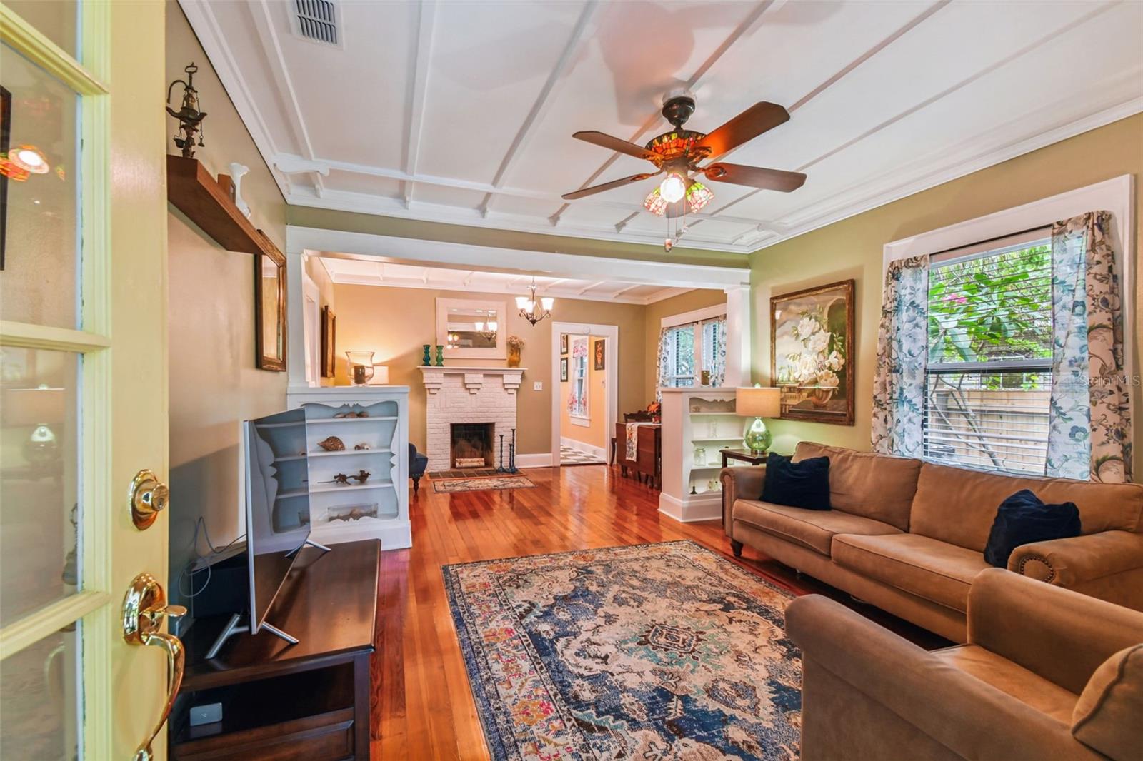 308 E CLIFTON STREET