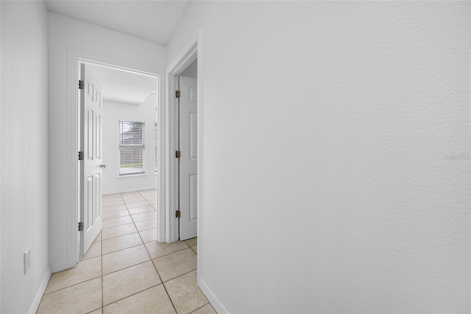 ABERDEEN PH 01 - Residential Lease